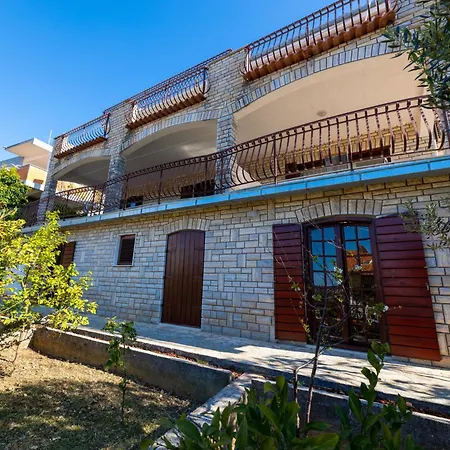 Apartment Limun-1 By Interhome Trogir