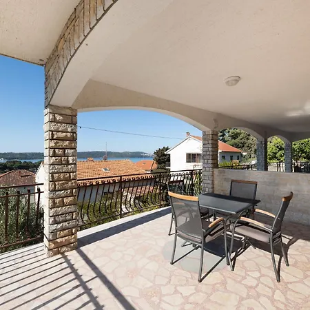 Limun-1 By Interhome