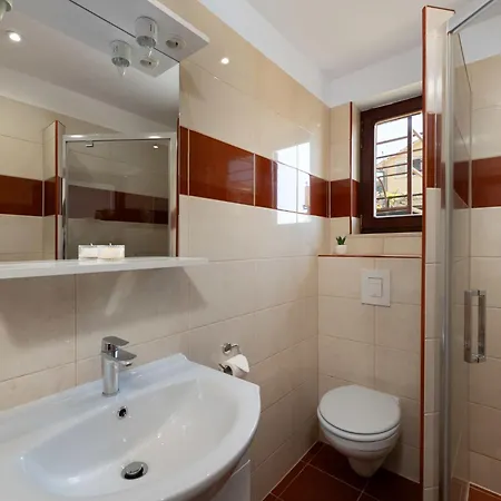 Limun-1 By Interhome